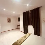 Le Serenity Spacious P4 115 M2 Parking Apartamento Nîmes
