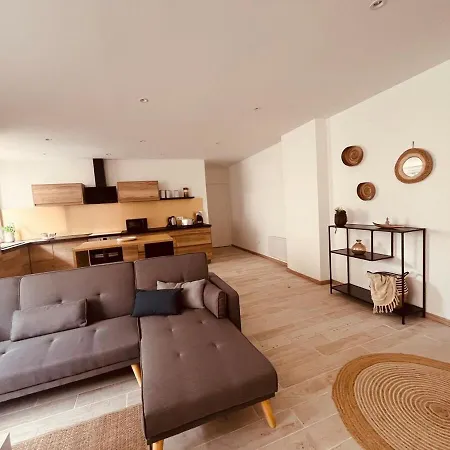 Le Serenity Spacious P4 115 M2 Parking Apartamento Nîmes