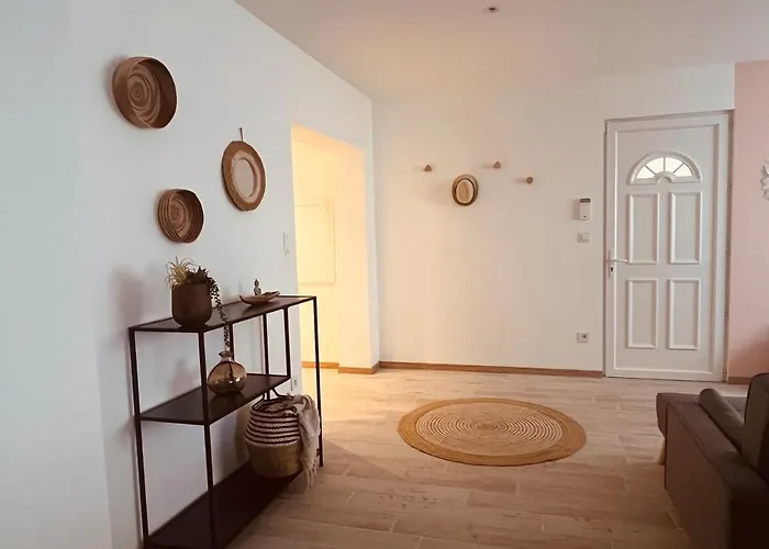 Le Serenity Spacious P4 115 M2 Parking